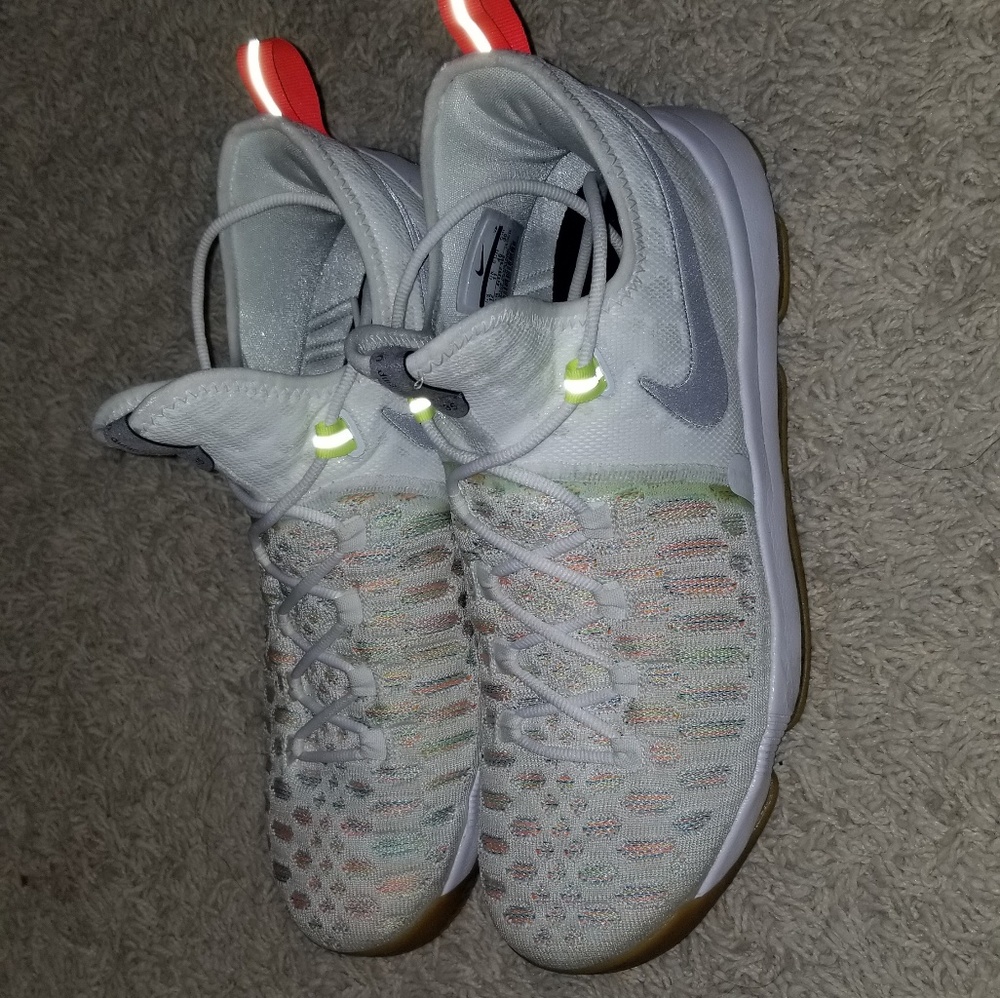 KD
